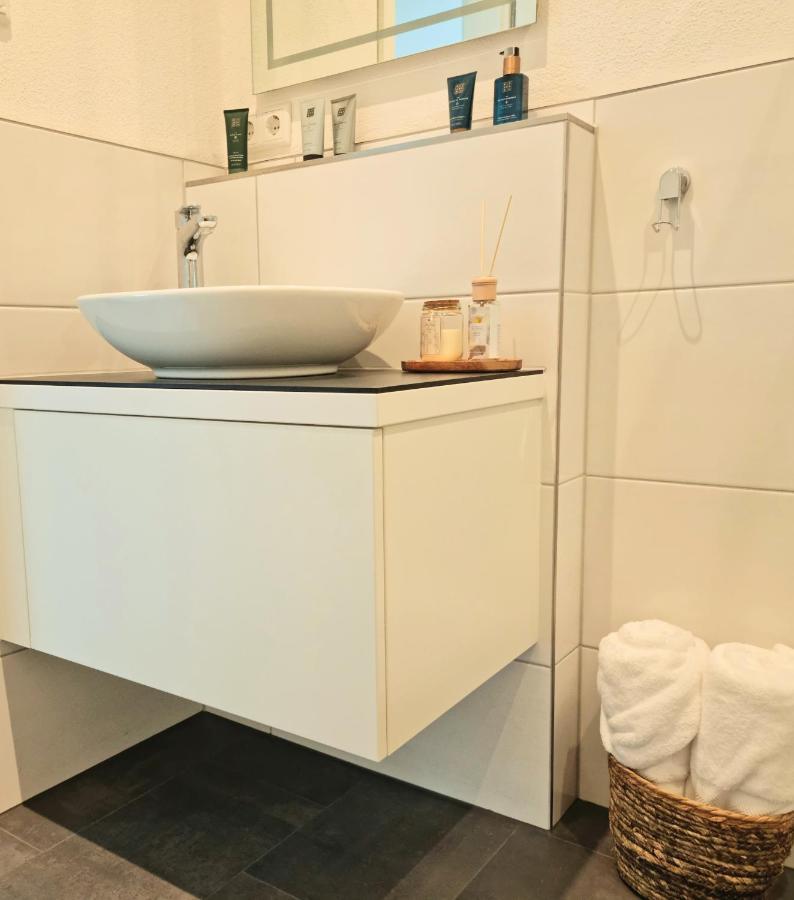 אינגולשטאט Homestay-Stylish, Zentral- Loft Apartment-Parking מראה חיצוני תמונה
